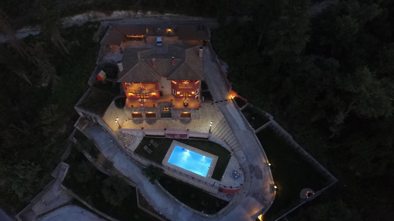Villa Savvina Potamós エクステリア 写真