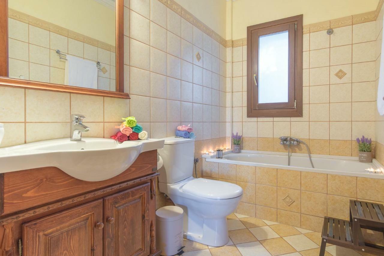 Villa Savvina Potamós エクステリア 写真