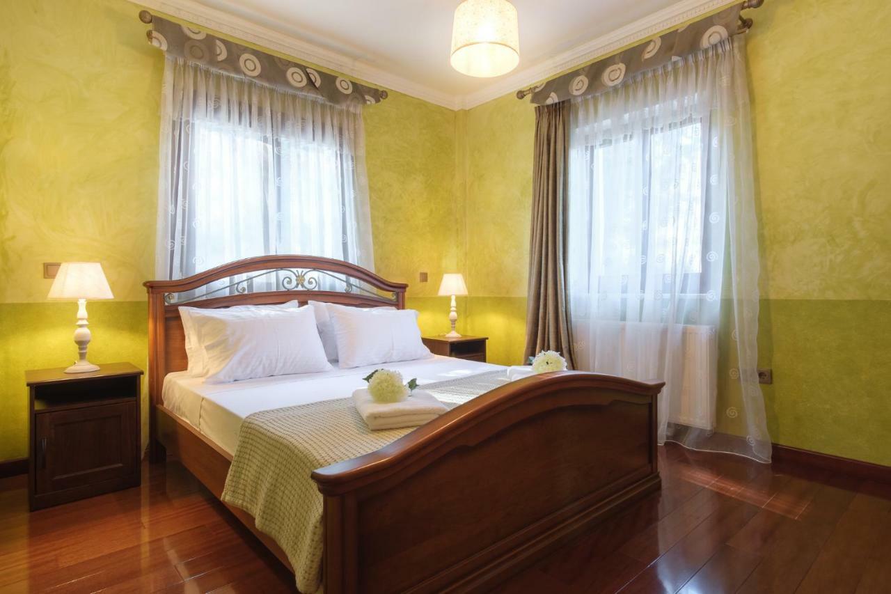 Villa Savvina Potamós エクステリア 写真