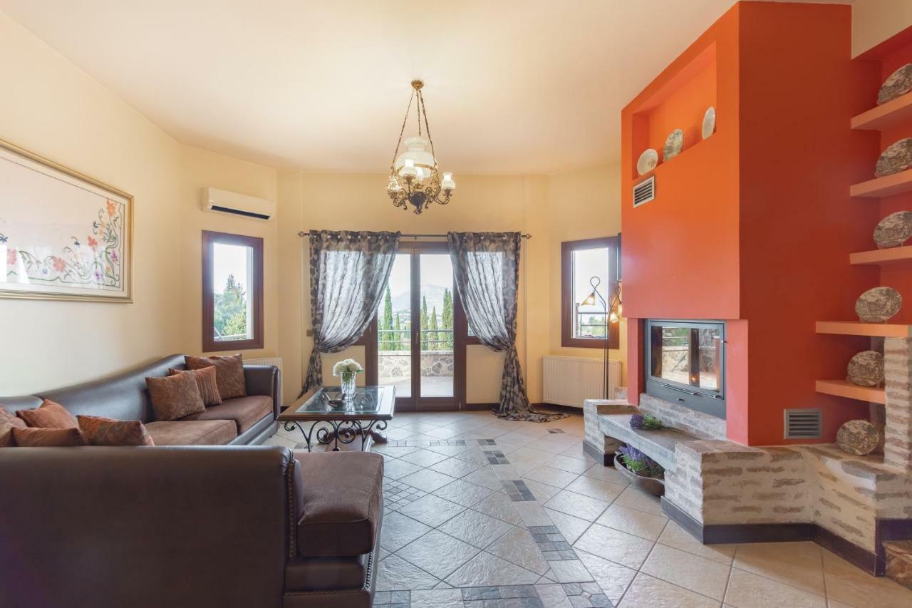 Villa Savvina Potamós エクステリア 写真